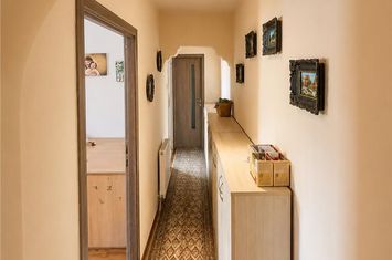 Apartament 3 camere de vanzare ASTRA - Brasov anunturi imobiliare Brasov