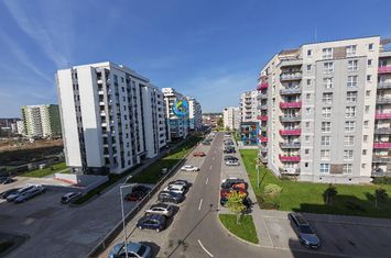 Apartament 2 camere de inchiriat TRACTORUL - Brasov anunturi imobiliare Brasov