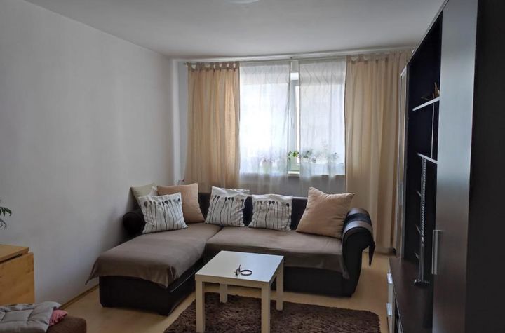 Apartament 3 camere de vanzare PIATA VICTORIEI - Bucuresti anunturi imobiliare Bucuresti