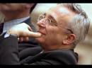 Isărescu: “Creditul rămâne blocat pe zona de buble imobiliar”
