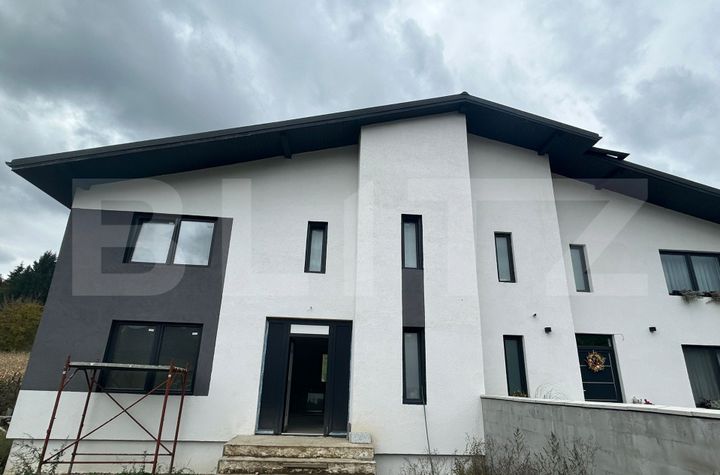 Vilă - 4 camere de vanzare VOINICENI - Mures anunturi imobiliare Mures