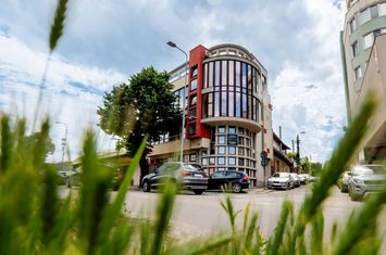 Vilă - 13 camere de vanzare CENTRU - Constanta anunturi imobiliare Constanta
