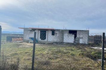 Casă - 3 camere de vanzare SUCEAVA - Suceava anunturi imobiliare Suceava