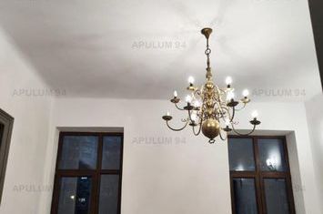 Vilă - 4 camere de vanzare UNIRII - Bucuresti anunturi imobiliare Bucuresti