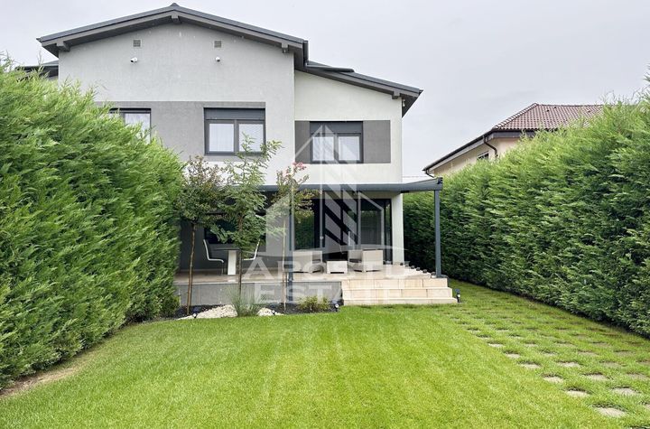Casa moderna cu 4 camere in Dumbravita anunturi imobiliare Timis