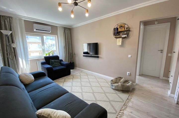 Apartament 4 camere, finisat modern, etaj 3, parcare, Dunarii anunturi imobiliare Cluj