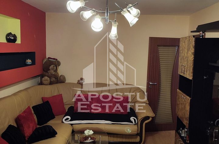 Apartament cu 3 camere in zona Girocului, centrala termica anunturi imobiliare Timis