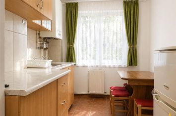 Apartament 2 camere de vanzare CENTRUL CIVIC - Brasov anunturi imobiliare Brasov