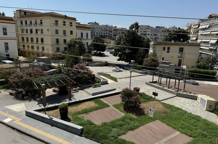Apartament 3 camere, 103 mp, centrul Serres anunturi imobiliare Grecia