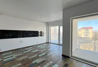 64.000 €, Garsonieră