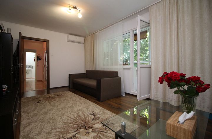 Berceni AL. Obregia, Aleea Ciceu, 4 camere 10 minute metrou anunturi imobiliare Bucuresti