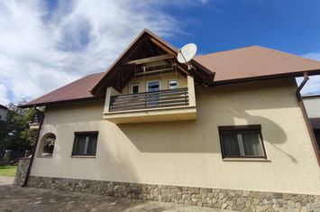 Vilă - 5 camere de vanzare RADAUTI - Suceava anunturi imobiliare Suceava