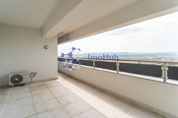 Penthouse Exclusivist · 4 camere · Terasă panoramică anunturi imobiliare Iasi