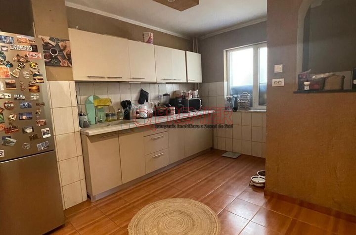 3 camere Sector 4 -Sos Giurgiului anunturi imobiliare Bucuresti