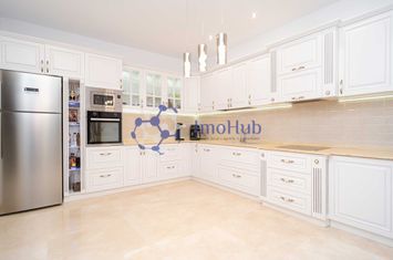 Casa exclusivista, Breazu, 244,4 mp, intabulata, Comision 0! anunturi imobiliare Iasi