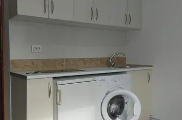 Garsoniera tip studio spre inchiriere zona FRUMOASA anunturi imobiliare Iasi