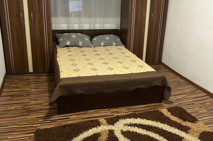 Apartament 2 camere de vanzare 9 MAI - Gorj anunturi imobiliare Gorj