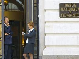 BNR: băncile încă dau credite prea scumpe