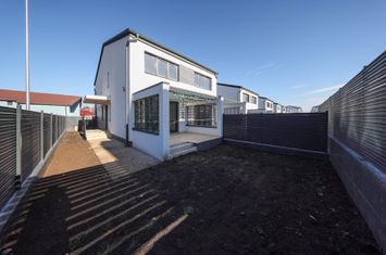 Casă Tip Duplex de Vânzare în Sânpetru | La Poalele Dealului Lempes anunturi imobiliare Brasov