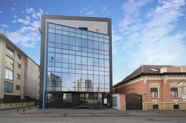 Clădire de birouri și centru de date – Oportunitate exclusivă in Brasov anunturi imobiliare Brasov