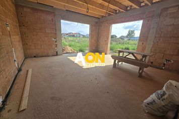 Casa Individuala 4 Camere, 2 Bai, 400mp Teren anunturi imobiliare Alba