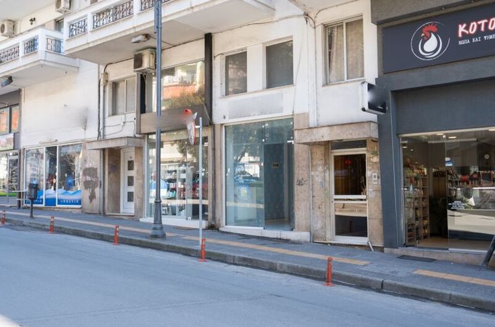 Spațiu comercial parter, 51 mp — centru Drama anunturi imobiliare Grecia