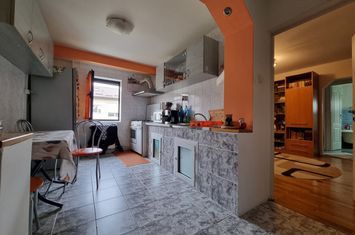 Apartament 2 camere de vanzare CENTRAL - Bacau anunturi imobiliare Bacau