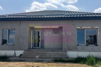 Casă nouă parter, 4 camere, curte 400mp, Săbăreni anunturi imobiliare Giurgiu