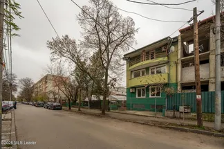 Vilă 8 cam de vânzare Bucuresti - Virtutii