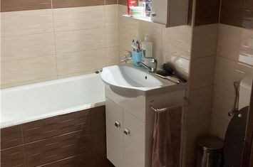 Apartament 2 camere de vanzare VEST - Covasna anunturi imobiliare Covasna