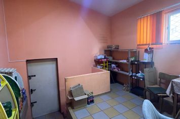 Spațiu comercial de inchiriat RADAUTI - Suceava anunturi imobiliare Suceava