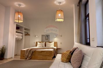Apartament special 65 mp ultracetral de vanzare anunturi imobiliare Sibiu