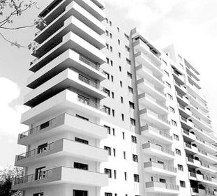 Dezvoltatorii israelieni au construit apartamente şi în criză. Lupta va fi să le vândă