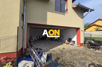Casa 6 Camere 451 mp Teren, Zona Ciugud. anunturi imobiliare Alba