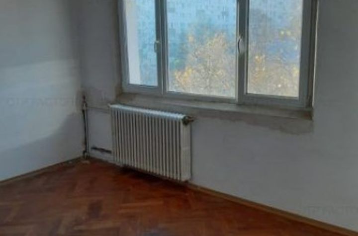 Apartament 3 camere de vanzare APUSULUI - Bucuresti anunturi imobiliare Bucuresti