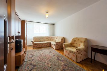 Apartament 2 camere de vanzare CENTRAL - Covasna anunturi imobiliare Covasna