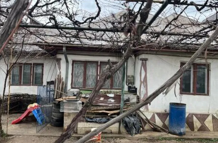 Casa Ghirdoveni, Dambovita anunturi imobiliare Dambovita