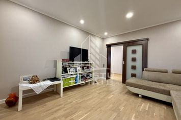 Apartament 3 camere la casa si anexa locuibila, zona Lunei anunturi imobiliare Timis