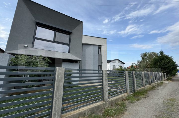 Vilă - 4 camere de vanzare CRAIOVA - Dolj anunturi imobiliare Dolj