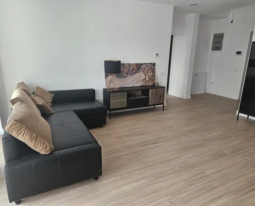Apartament 2 camere Damaroaia, 85 mp