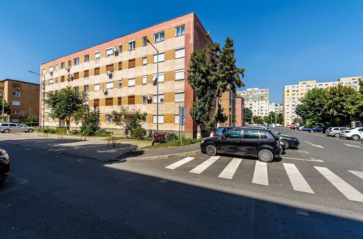 Locuința ideală pentru început de drum, mobilat și utilat. Etajul 1 anunturi imobiliare Arad