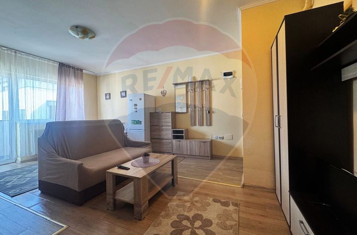 Vând apartament, 3 camere, Floresti anunturi imobiliare Cluj