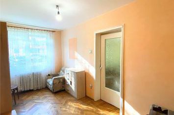 Apartament 3 camere de vanzare CENTRAL - Suceava anunturi imobiliare Suceava