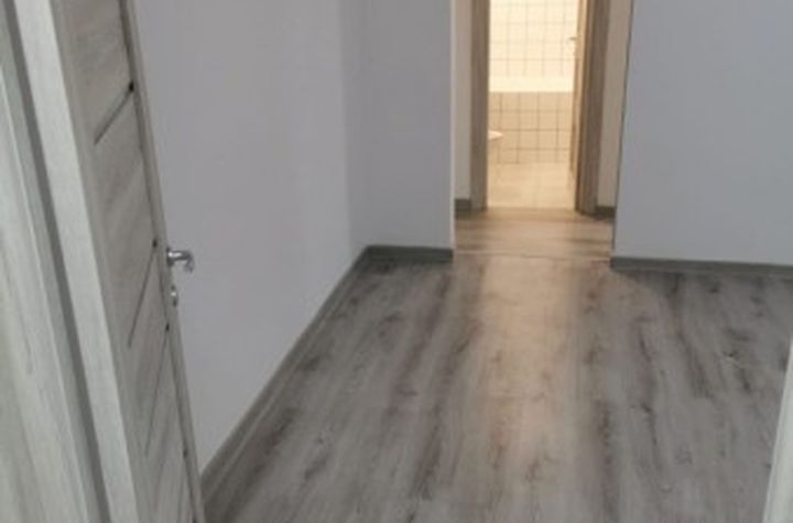 Apartament 3 camere de vanzare GRIVITEI - Brasov anunturi imobiliare Brasov