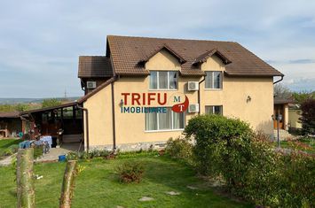 Casă - 5 camere de vanzare CENTRAL - Alba anunturi imobiliare Alba