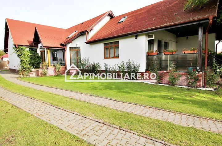 Casa 3 camere 174mp,1.522 mp.teren,garaj,livadă 0% comision anunturi imobiliare Mures