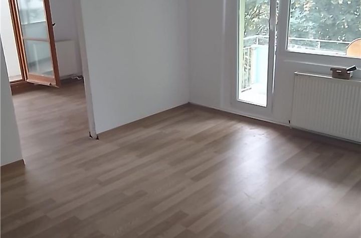 Apartament 3 camere de vanzare ASTRA - Brasov anunturi imobiliare Brasov