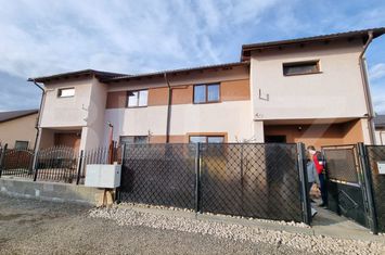 Vilă - 4 camere de vanzare BRASOV - Brasov anunturi imobiliare Brasov