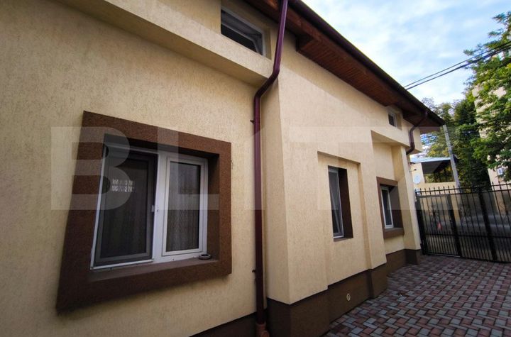 Casă - 7 camere de vanzare GEORGE ENESCU - Dolj anunturi imobiliare Dolj