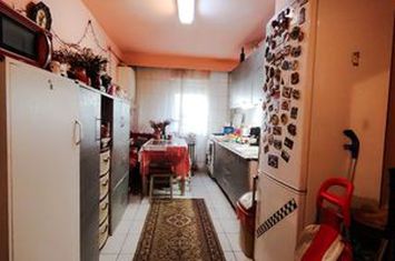 0 % comision! 4 camere, etaj 1, decomandat, Piata Flora, Manastur anunturi imobiliare Cluj